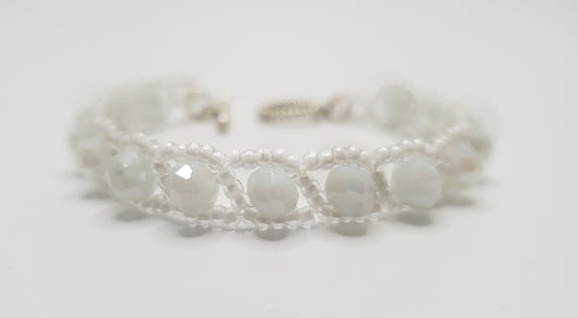 Picture 1 of 3 of Esses Bracelet in White Gleam product shot